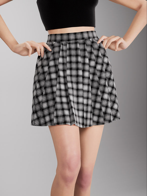 Preppy Pleated Mini Skirt in Check